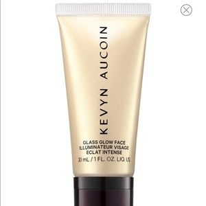 Kevyn Aucoin Glass Glow Face Illuminator
